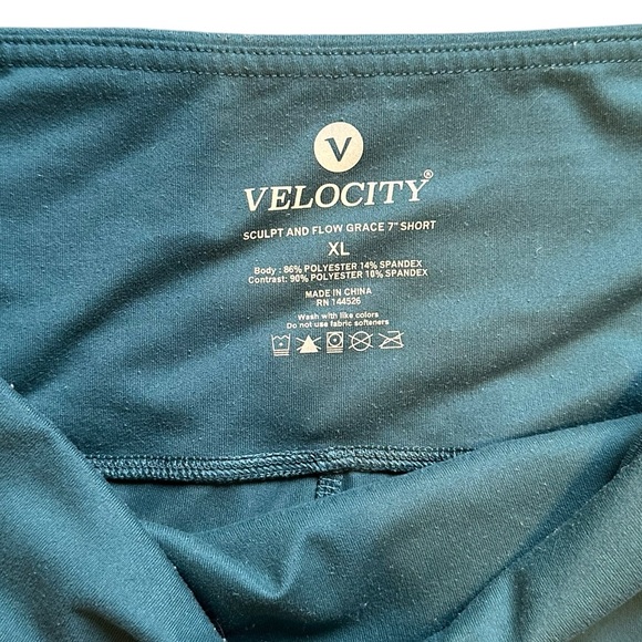 VELOCITY Sculpt & Flow 7” aqua exercise bike running shorts with pockets size XL - Picture 3 of 3